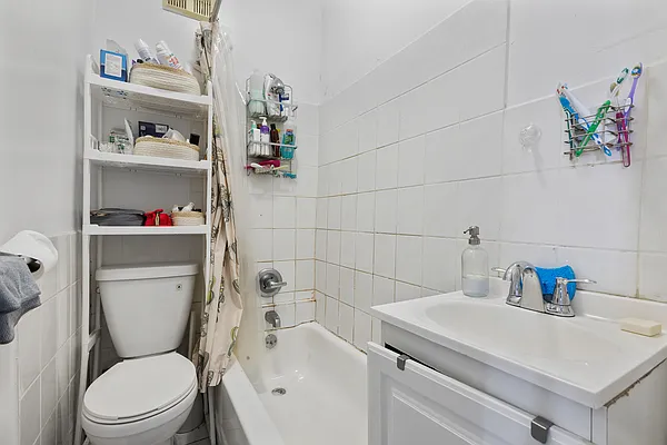 Rented by Dalan Rentals | media 11