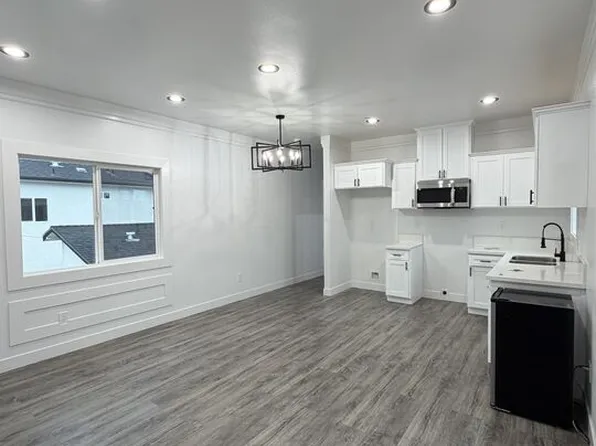 8624 Graham Ave #B, Los Angeles, CA 90002