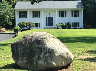 69 Sherwood Dr, Westerly, RI 02891