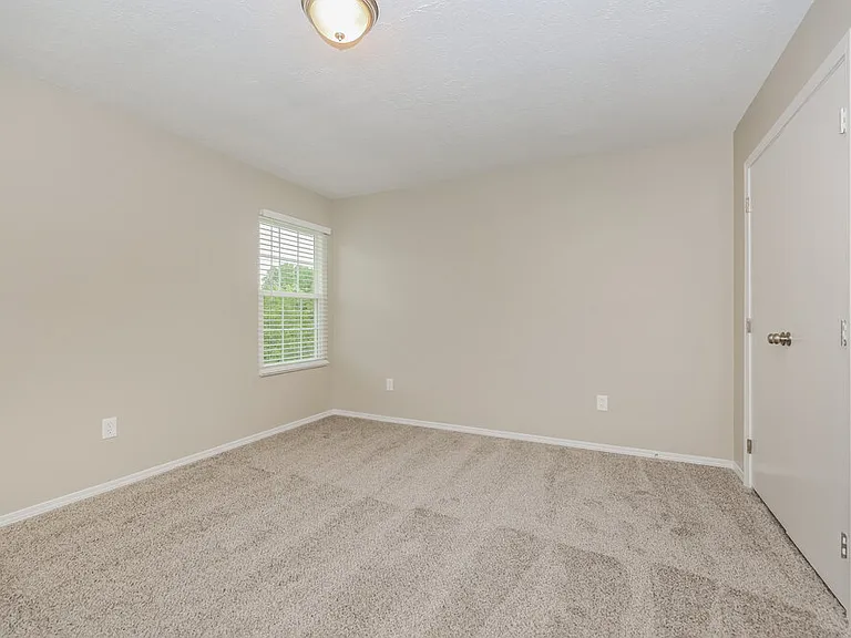 1102 Seven Oaks Blvd — Photo 14