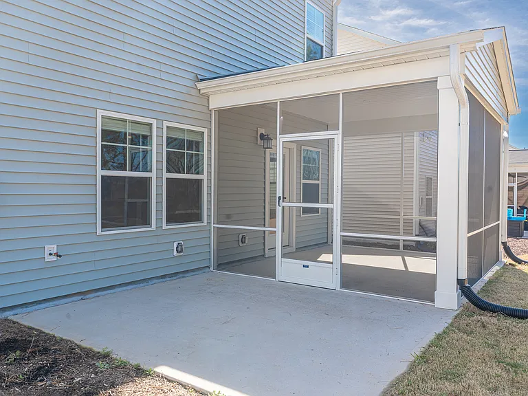 817 Hester Rd — Photo 31