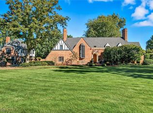 740 Fairway Dr NE, Warren, OH 44483