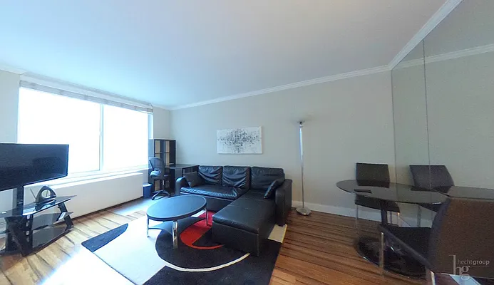 Rented by PocketBroker Inc | media 8