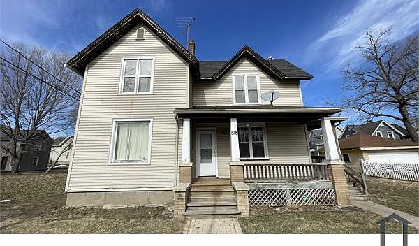 1st image of 818 3rd Ave #2