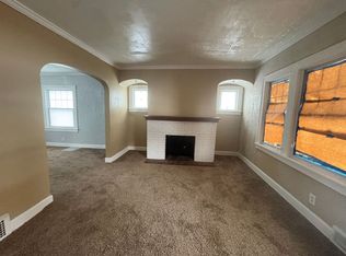 912 Elbon Rd, Cleveland Heights, OH 44121