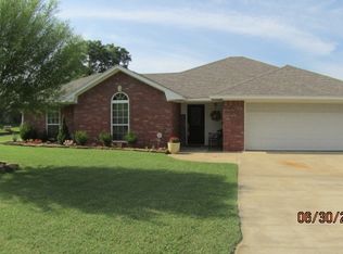 5204 Roadrunner Dr, Durant, OK 74701