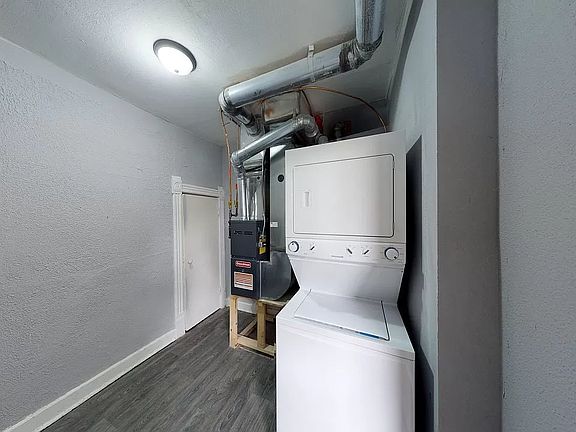 5th image of 1213 Lowry Ave NE #1