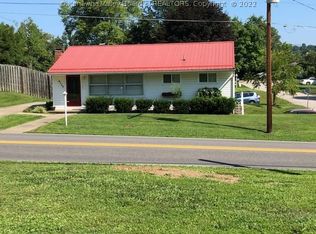 6142 E Pea Ridge Rd, Huntington, WV 25705
