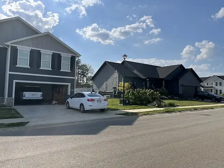 105 Gaston Cir — Photo 4