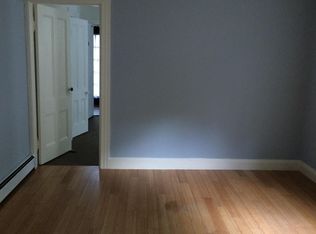 187 W 30th St APT 1, Bayonne, NJ 07002