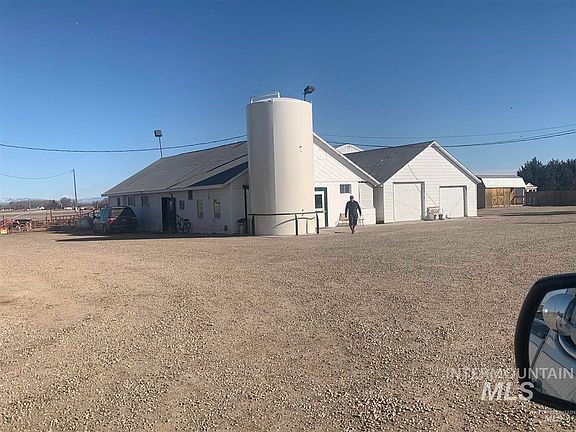 2nd image of 6600 Denver Rd