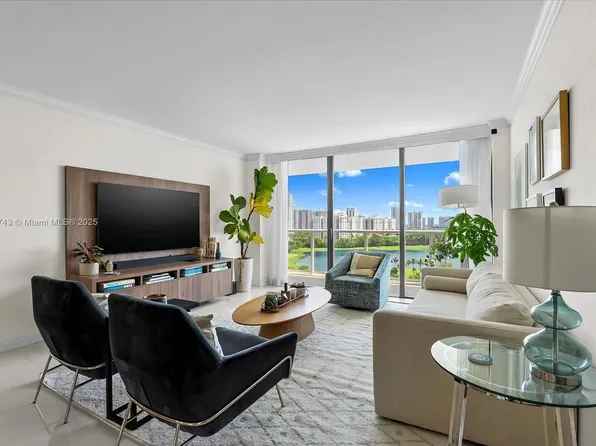 3701 N Country Club Dr APT 1407, Aventura, FL 33180