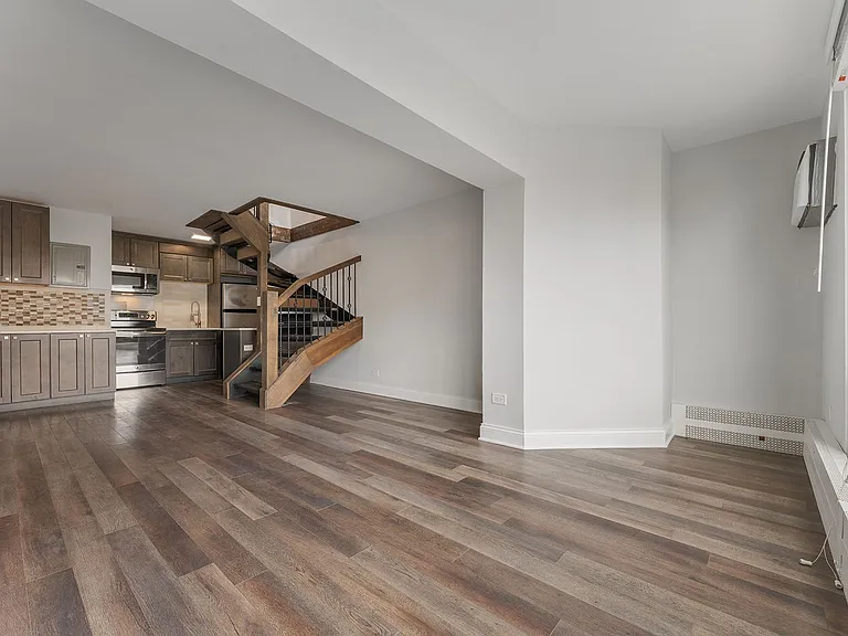 The Duplex Tower — Photo 35