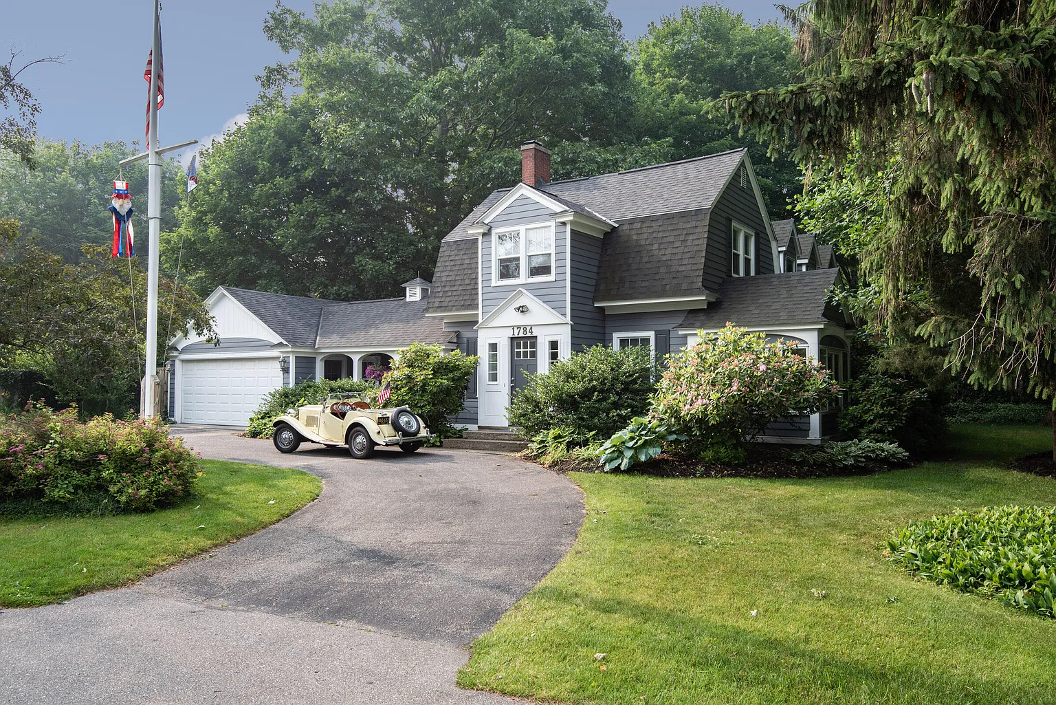1784 S Shore Dr photo 1
