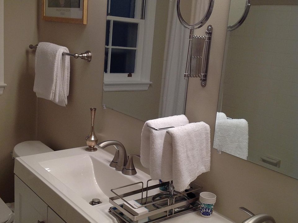 2nd image of 417 Wicklow Ln