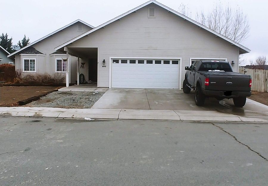 1st image of 640 Blue Jay Dr