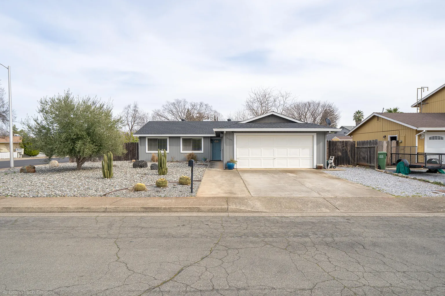 3705 Pluto St photo 1