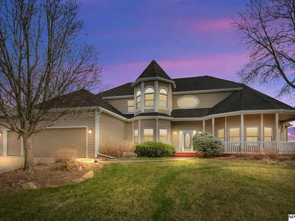 11757 Whitmore St, Omaha, NE 68142