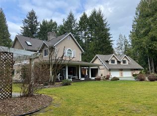 1753 Peerless Rd, Shawnigan Lake, BC V0R 1L6