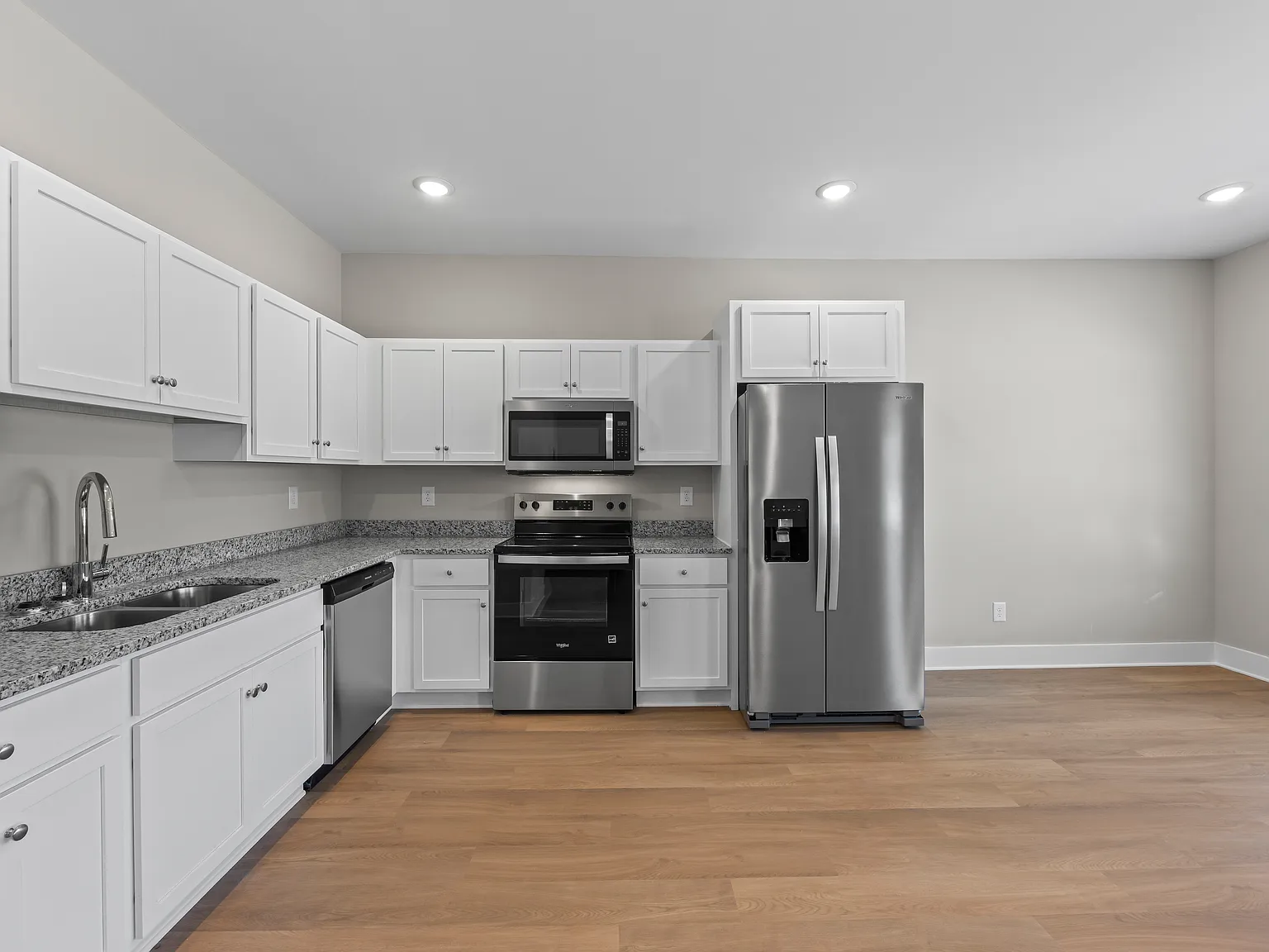 2 bed, $1,250 — Photo 2