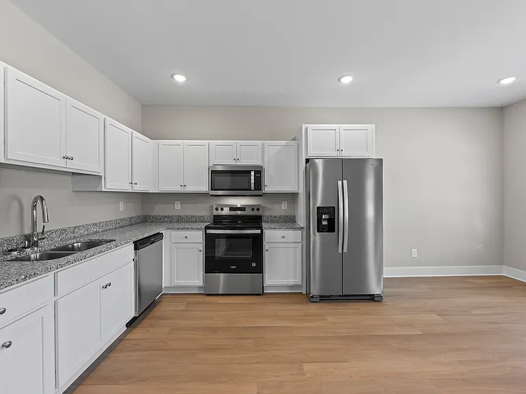 179 Wheeler Cir #202 — Photo 8