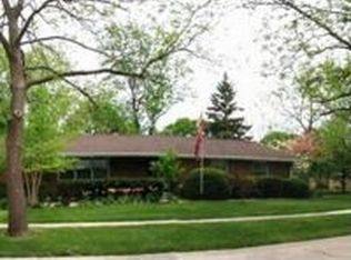 2208 S Cottage Grove Ave, Urbana, IL 61801