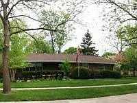 2208 S Cottage Grove Ave photo 1