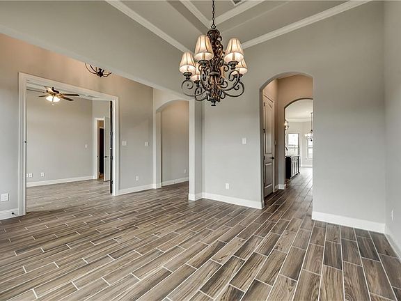 4th image of 1312 Prestwick Ct