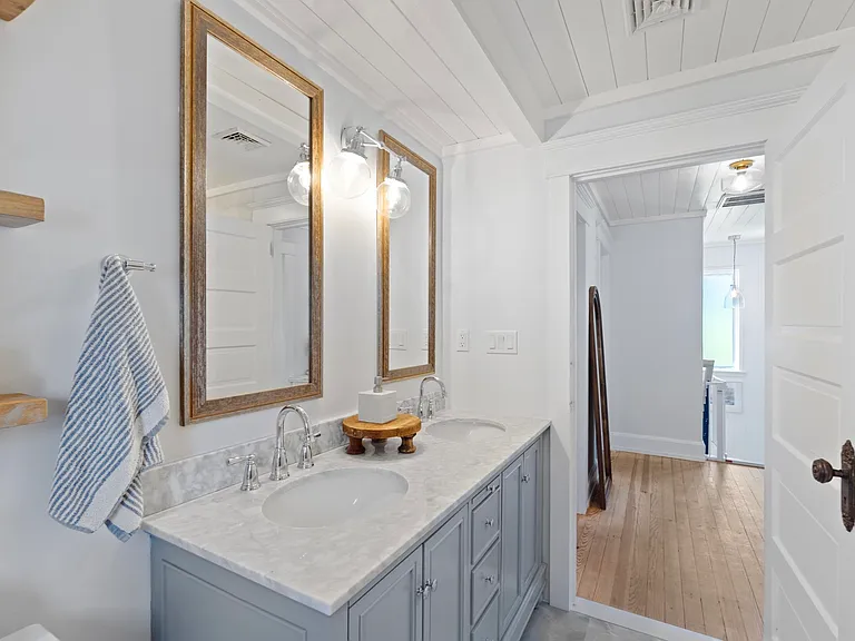 818 Trenton Ave — Photo 31