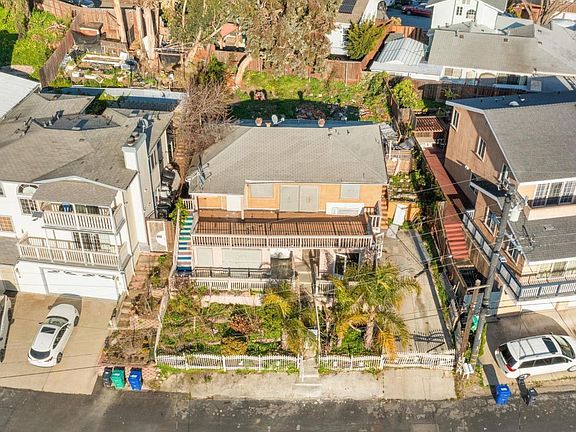 4th image of 14670 Midland Road