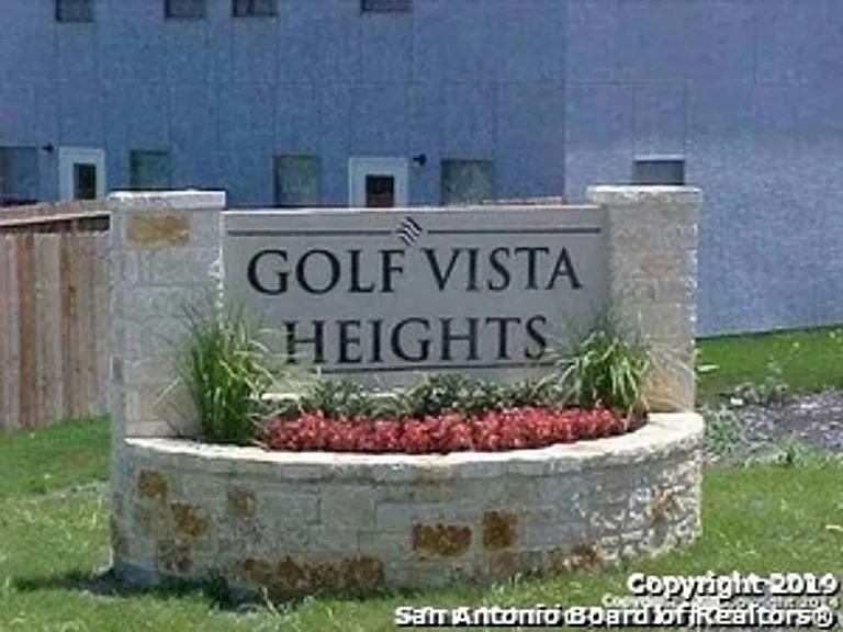 5607 Golf Mist #1 — Photo 24