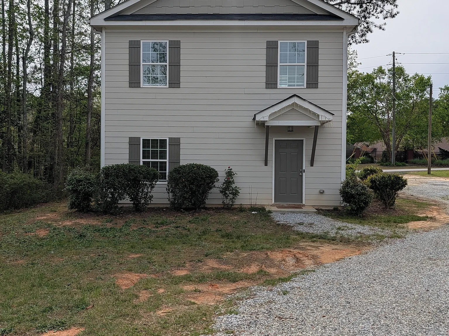 3 bed, 2.5 bath, 1450 sqft, $2,350 — Photo 1