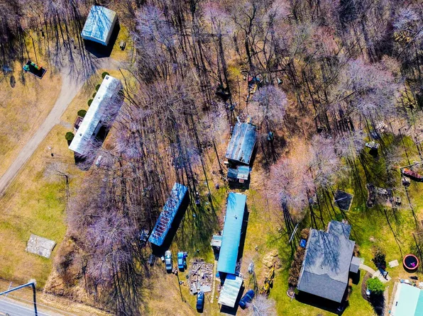 76341 County Road 376, Covert, MI 49043