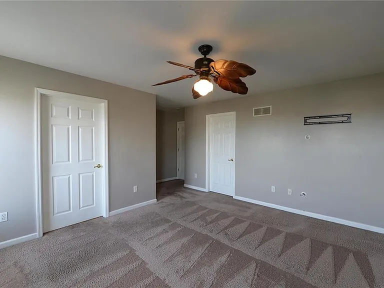 4644 Richmond Forest Dr — Photo 35