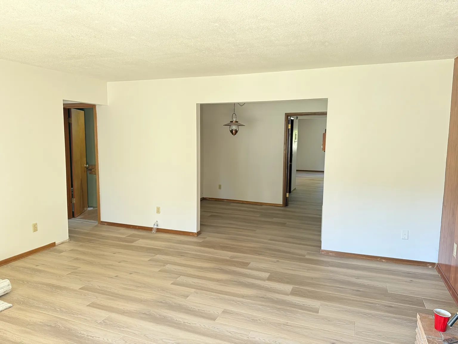3 bed, 1847 sqft, $2,295 — Photo 2
