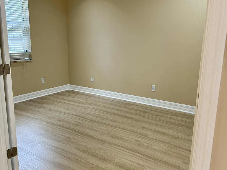 Office / Den or possible 4th bedroom