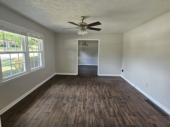 4th image of 3350 Spangler Dr