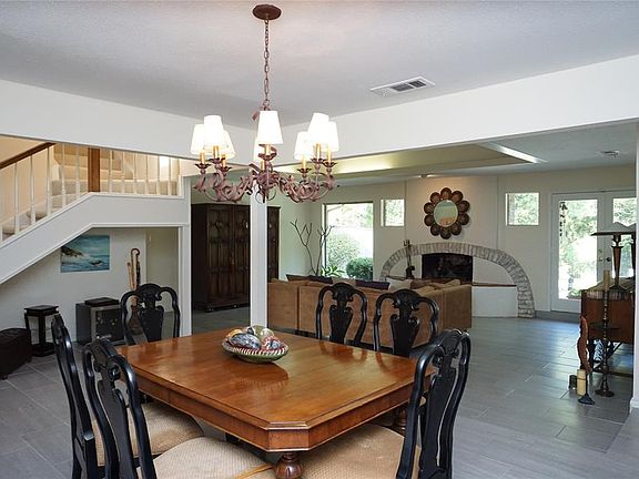 5th image of 7522 Twin Oaks Ct