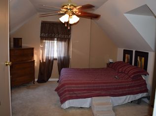 17503 Community St, Lansing, IL 60438