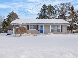 156 Brackley Point Rd, Charlottetown, PE C1A6Y9