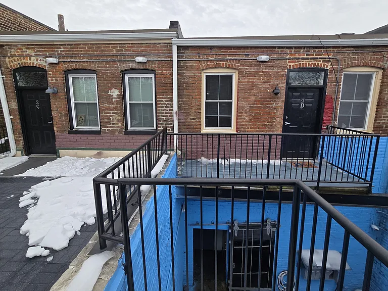 301 Goshen St #20D — Photo 8