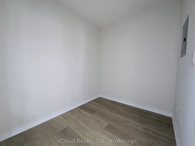761 Bay St #702 — Photo 10