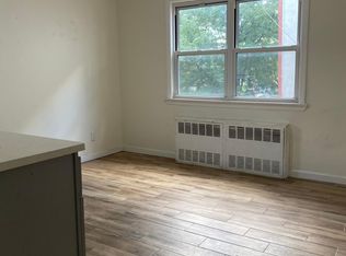 4924 97th St APT 3, Corona, NY 11368