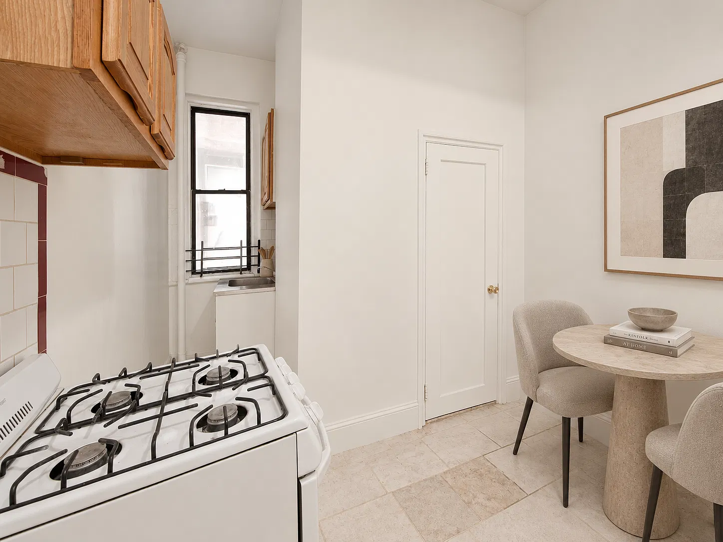 528 East 13th Street — Photo 2