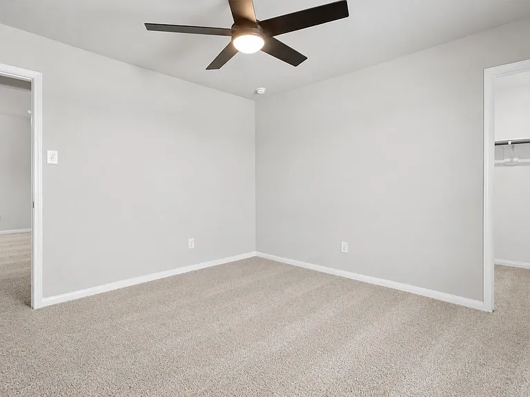 13549 Sauger Ct — Photo 40