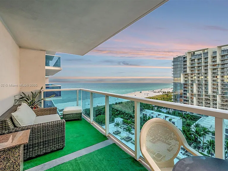 2301 Collins Ave #1206 — Photo 21