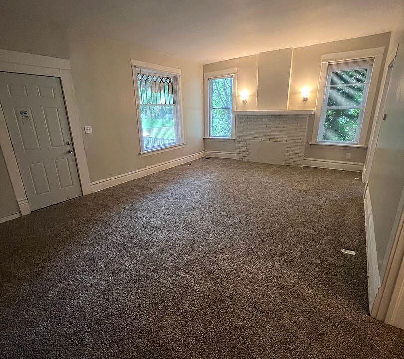 711 SW Buchanan St Apartment Rentals Topeka, KS Zillow