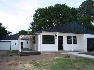 11 S Diaden Dr, Sublette, KS 67877