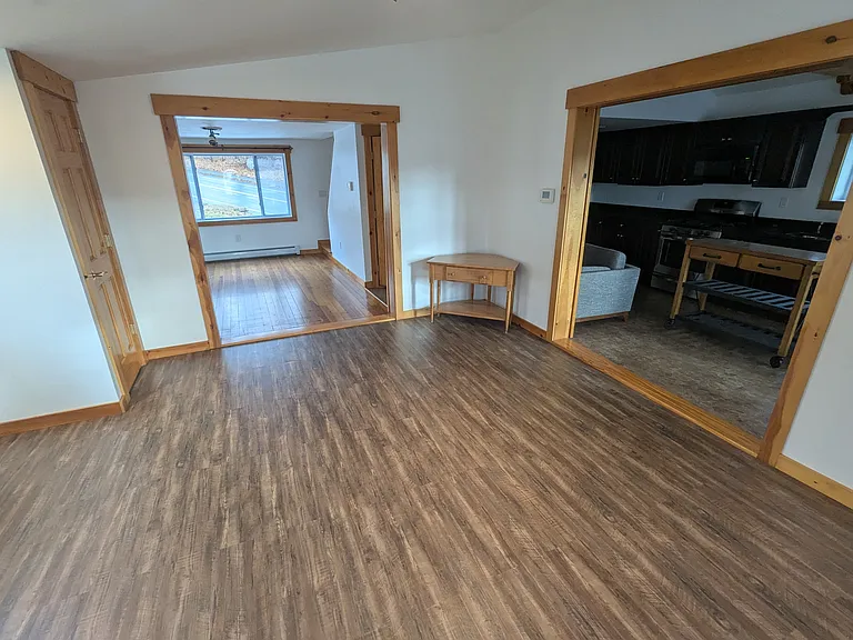 271 Hanover St — Photo 10