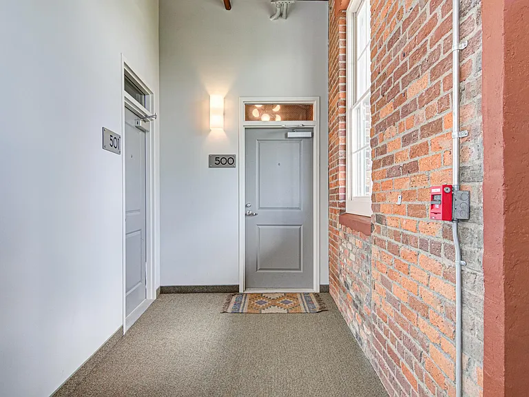 836 Oak St #500 — Photo 33
